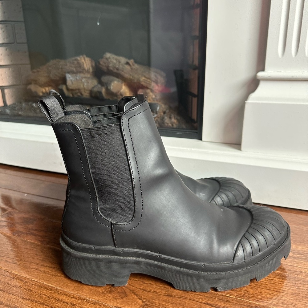 Zara Black waterproof Ankle Boots